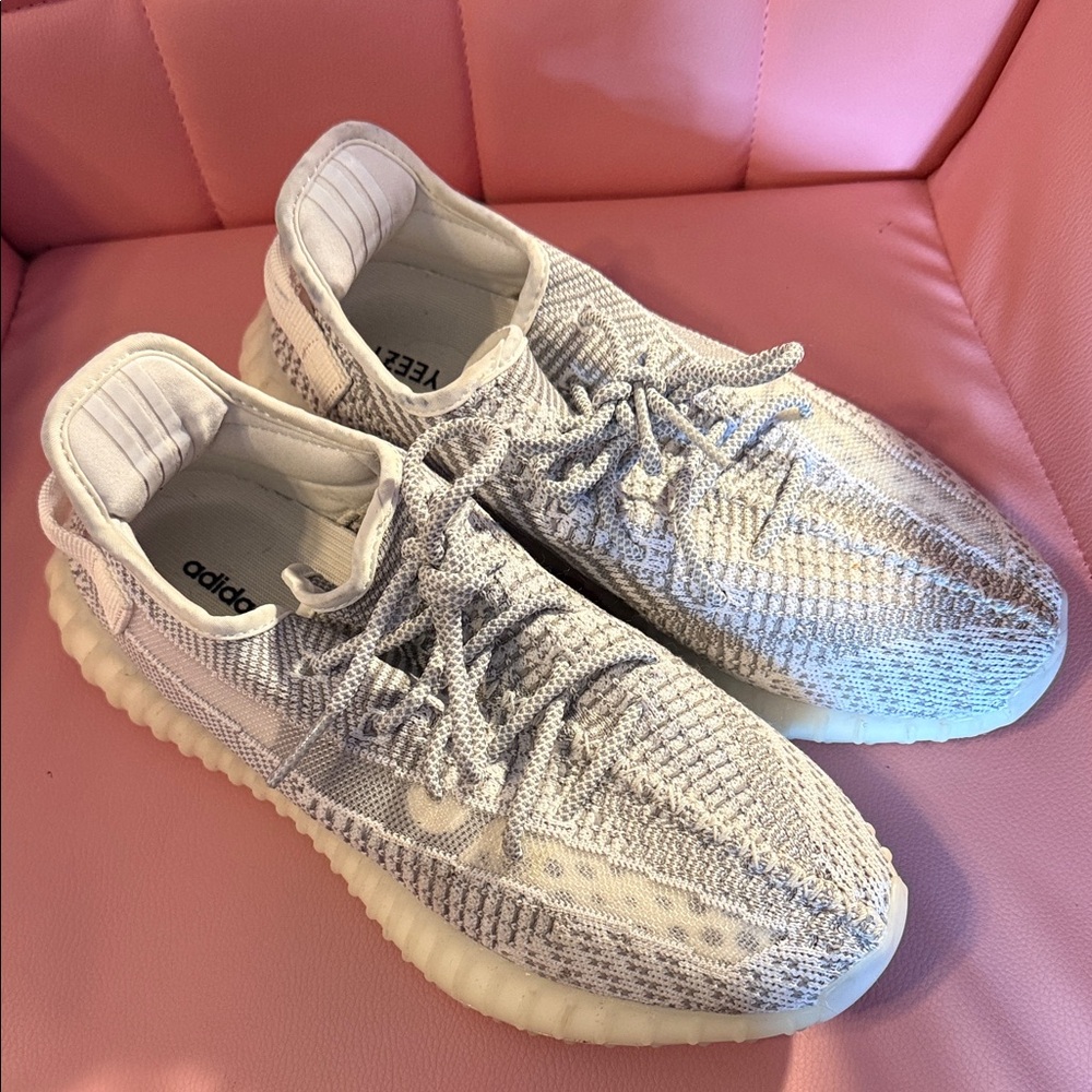 Yeezy Boost 350 V2 White Grey Knit Athletic Shoes